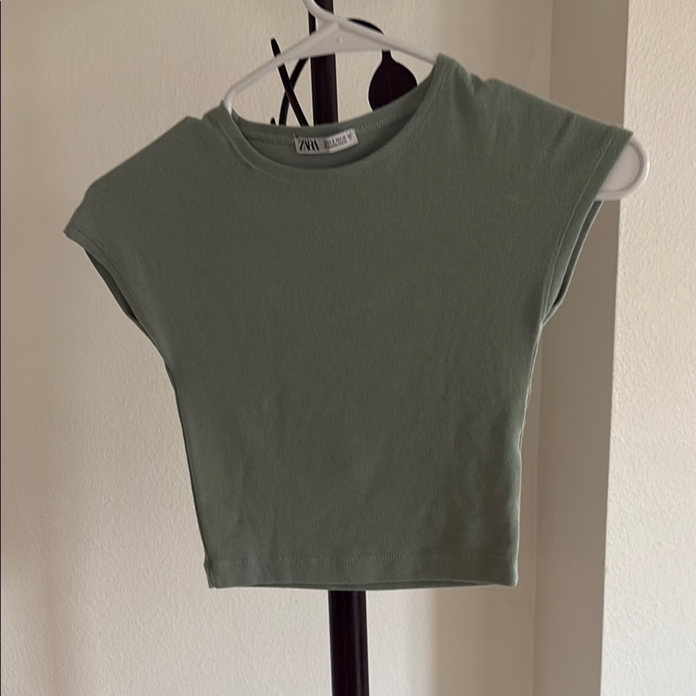 Zara Green Cap Sleeve Fitted Crop Top